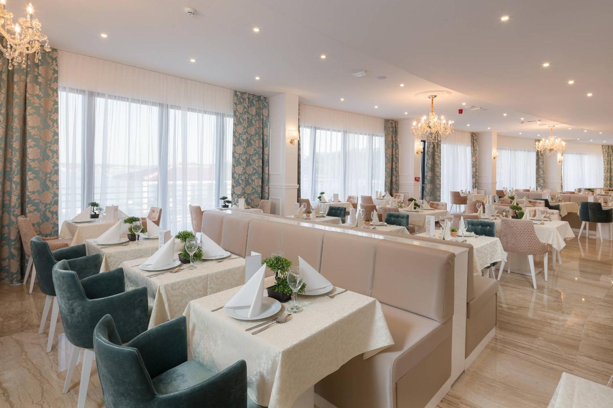 Hotel Perla 로고즈니차 외부 사진