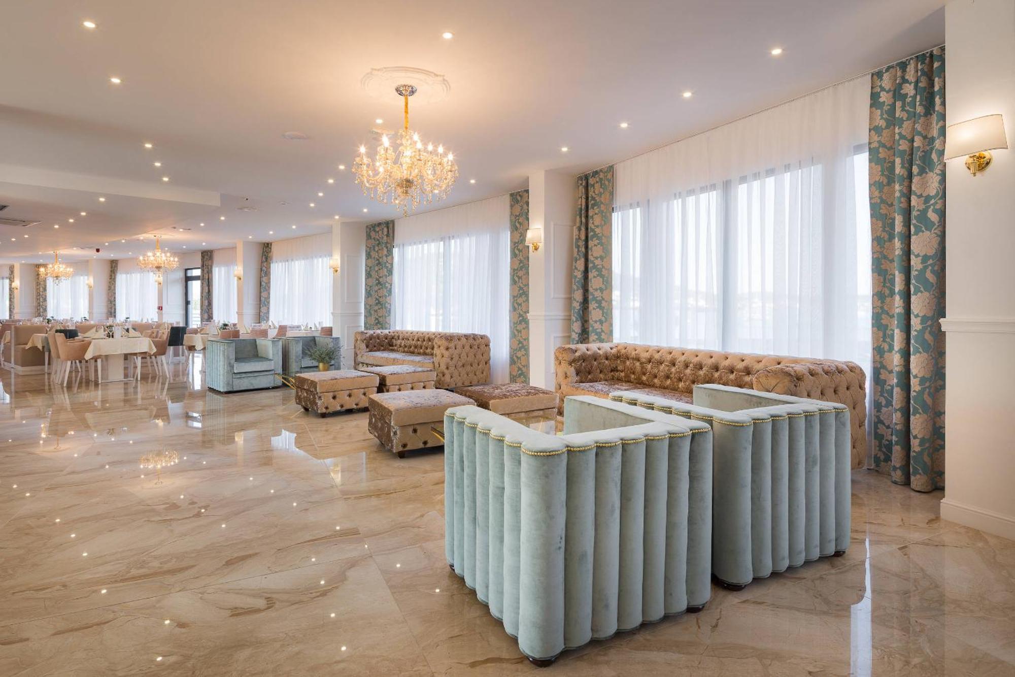 Hotel Perla 로고즈니차 외부 사진