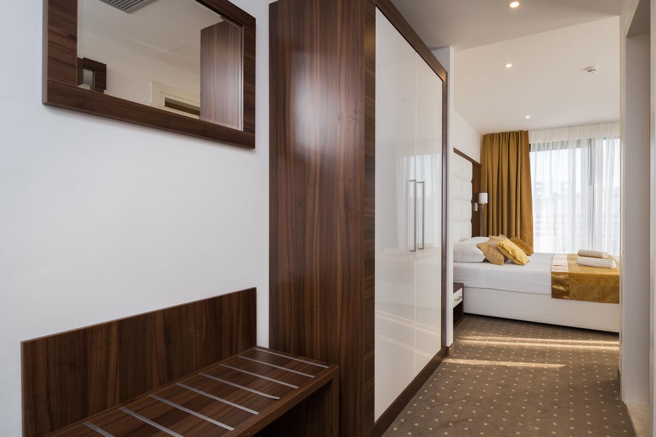 Hotel Perla 로고즈니차 외부 사진