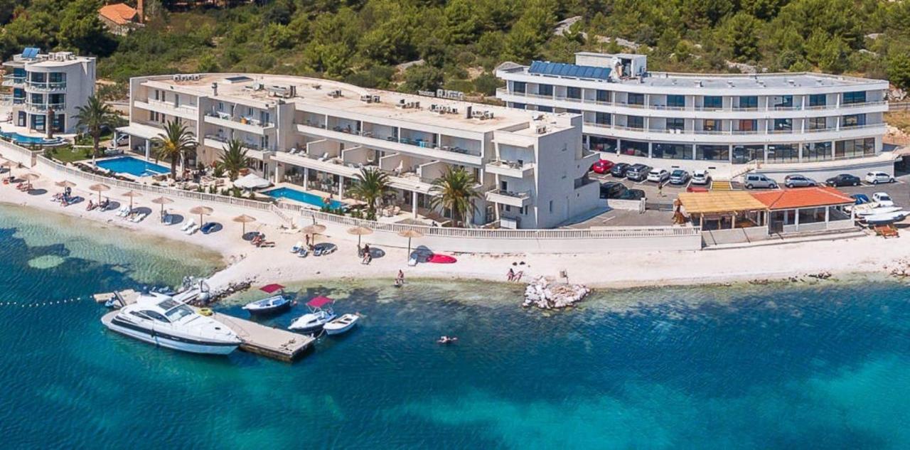 Hotel Perla 로고즈니차 외부 사진