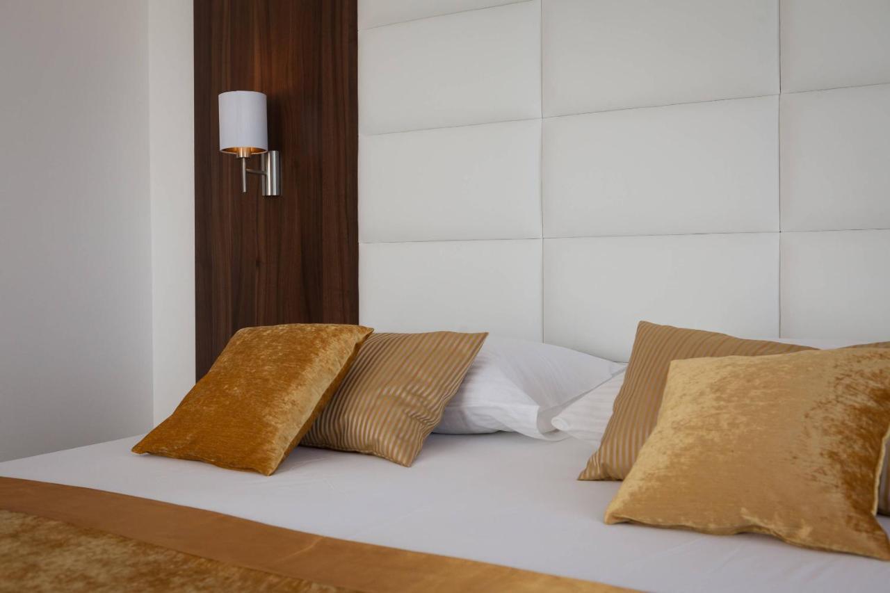 Hotel Perla 로고즈니차 외부 사진
